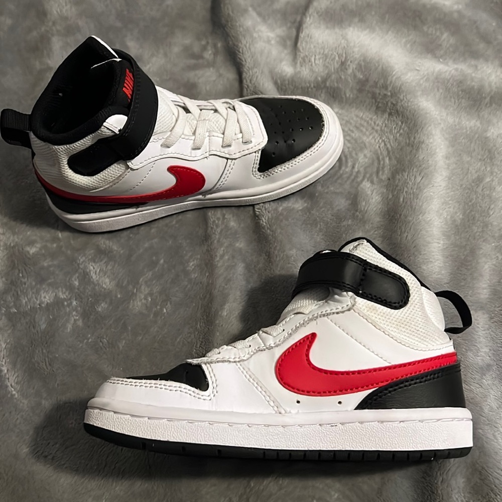 Red white black Nike Kids Shoes size 11c